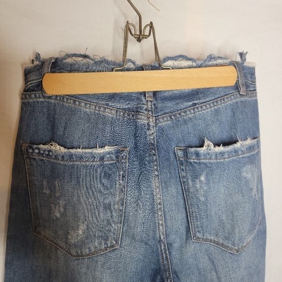 Blank NYC Hot Thoughts distressed High Rise Ankle Cropped Jeans - Size 27 - Picture 6 of 8